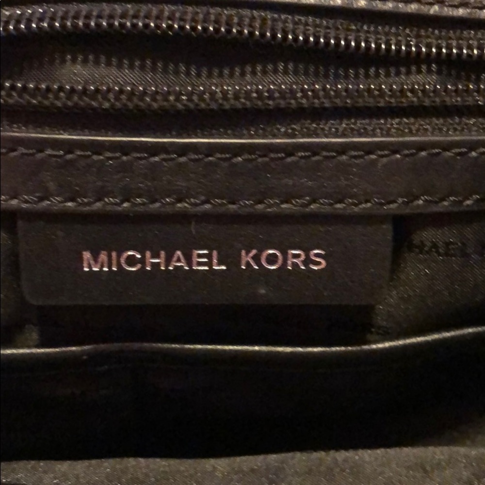 Purse - Picture 3 of 4